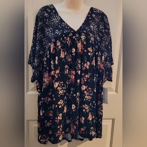 Chelsea Studio plus size 3X tunic black floral stretchy top